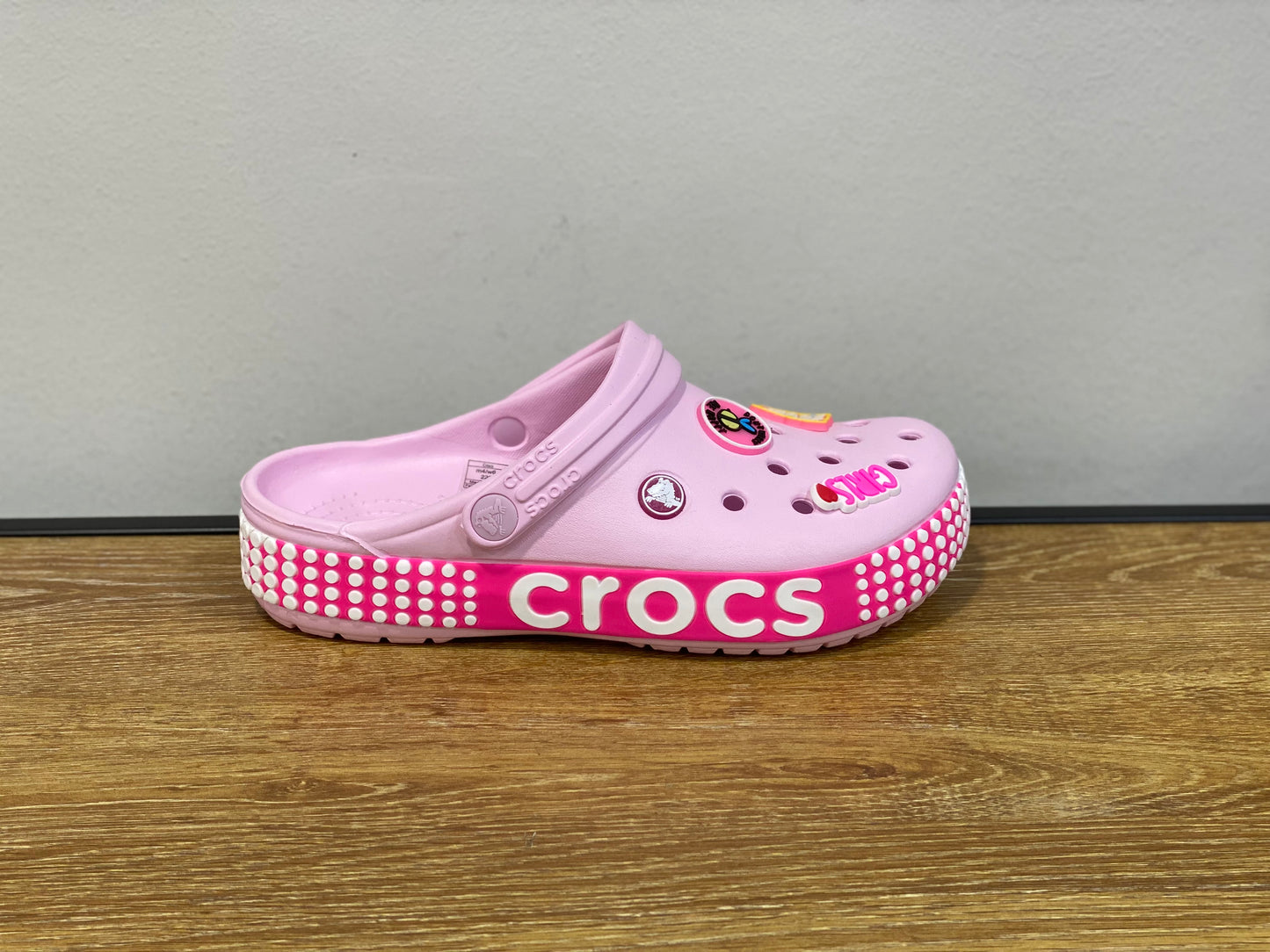 CROCS crocband relaxed fit rose