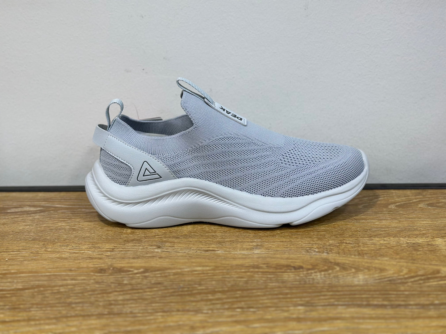 Peak Casual Shoes WHITE GREY