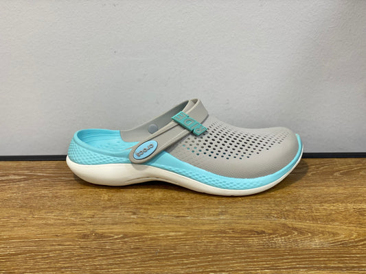 CROCS LITERIDE 360 CLOG gris et bleu ciel et blanc
