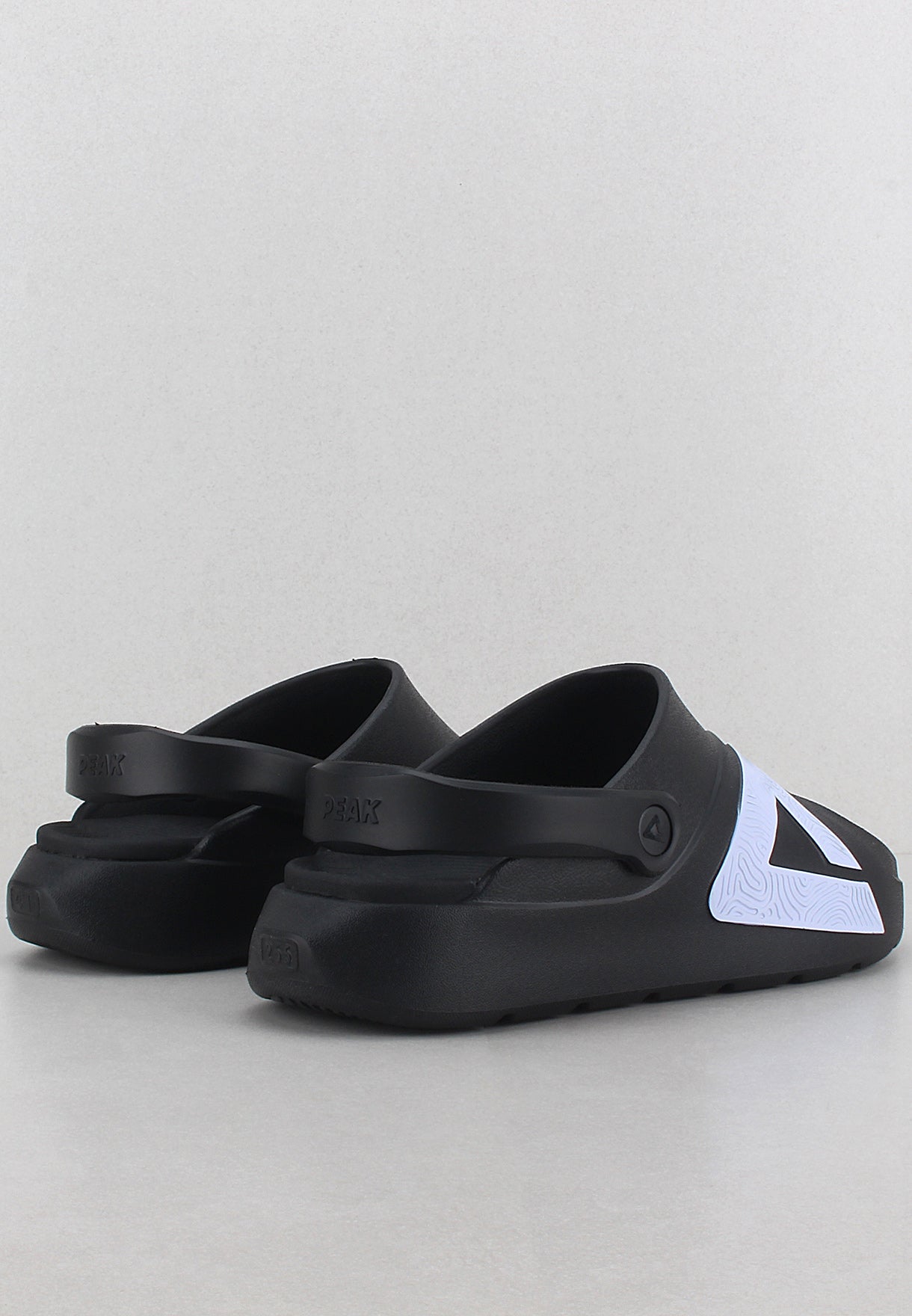 صندل رياضي بيك