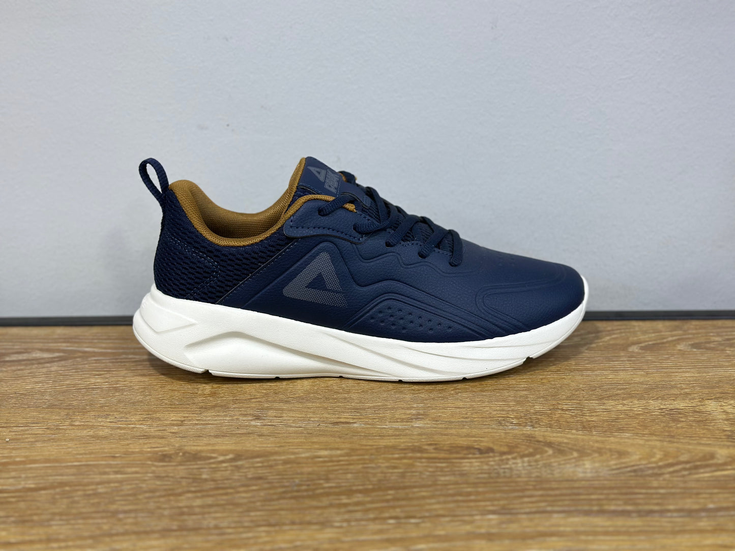 Peak Walking Shoes Navy