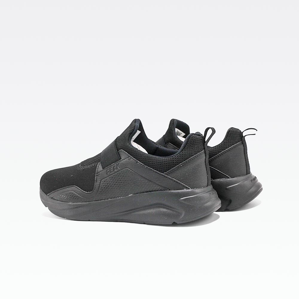 Peak Easy Walk ALL BLACK