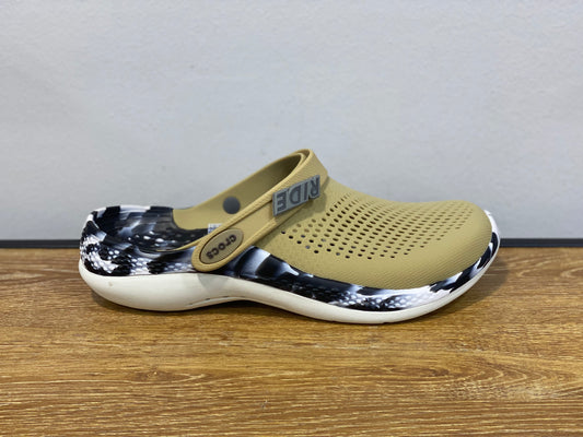 CROCS LITERIDE 360 CLOG beige et noir et blanc