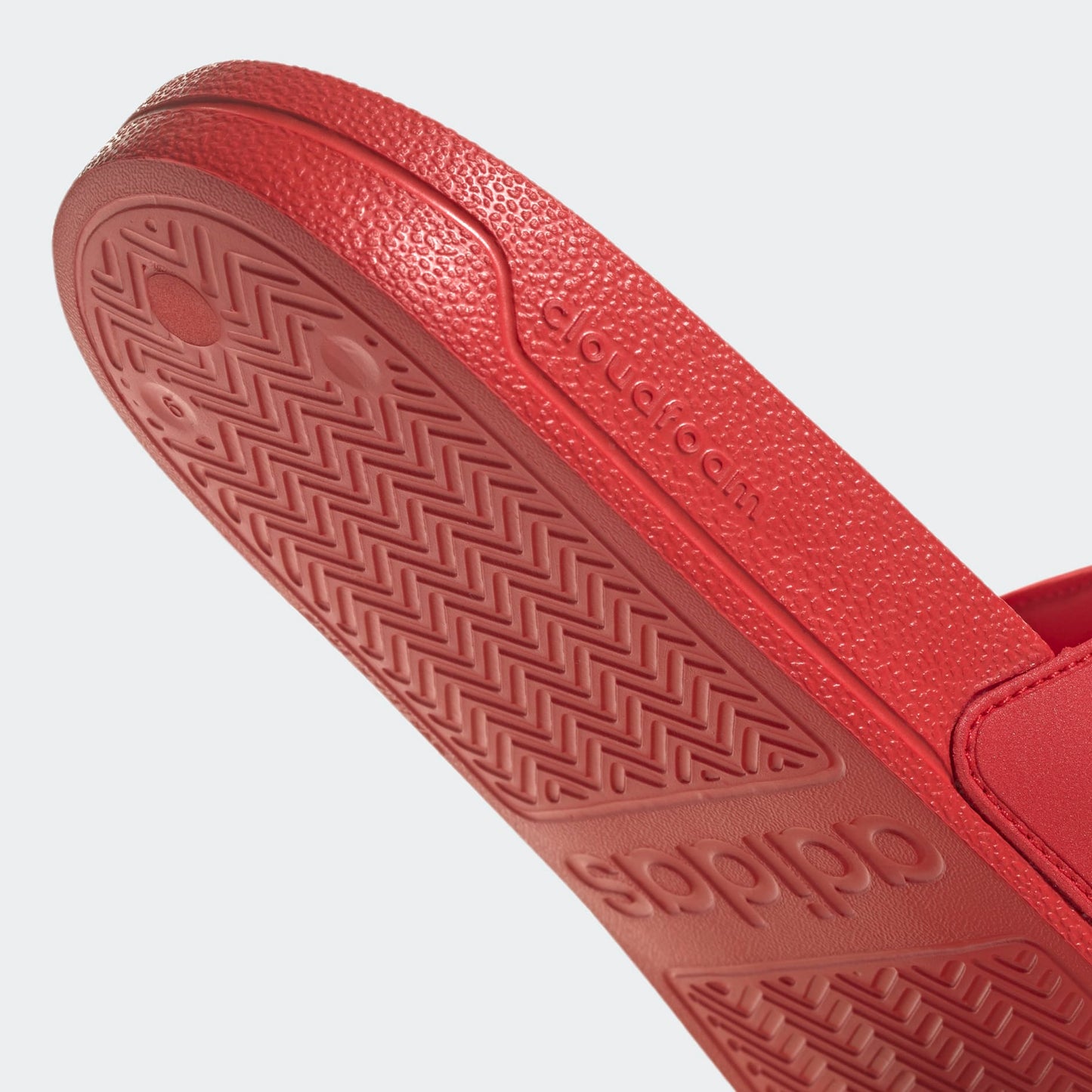 ADILETTE SHOWER