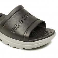 SKECHERS GOWALK 5 - SURF'S OUT
