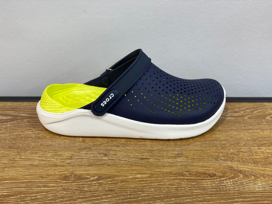 crocs bleu nuit et vert pistache