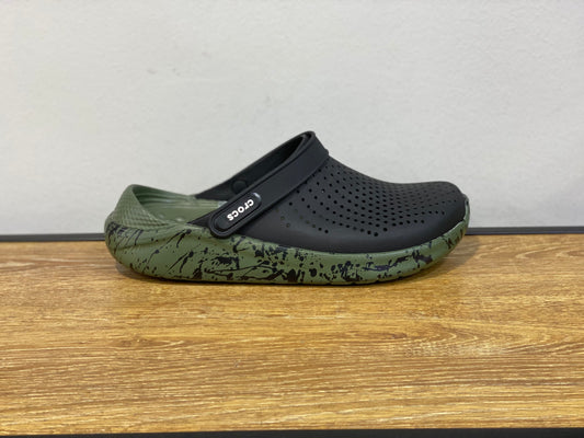 CROCS LITERIDE CLOG NOIR ET VERT MOUCHETÉ