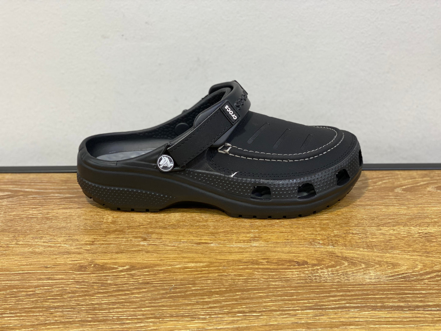 CROCS yukon vista ll lr clog m noir et gris