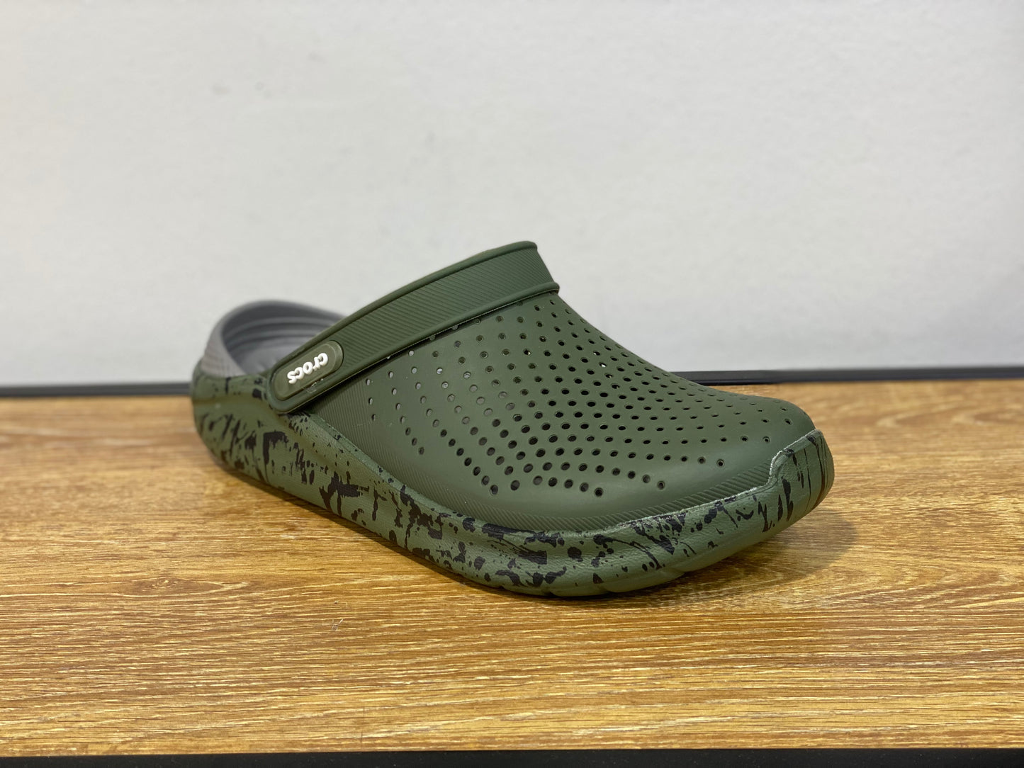 CROCS LITERIDE CLOG VERT ET GRIS ET VERT MOUCHETÉ