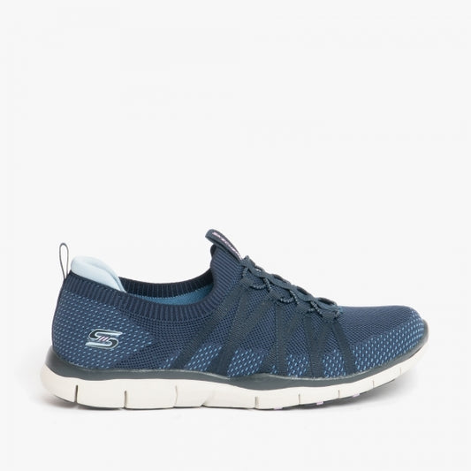 GRATIS - CHIC NEWNESS